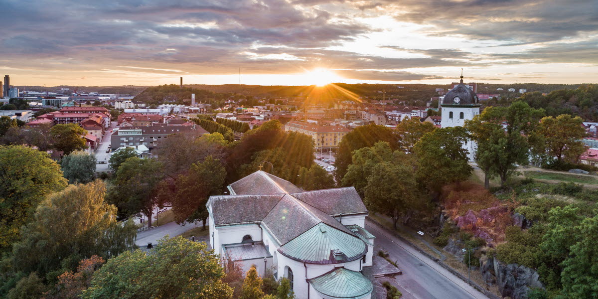 En klok partner för intelligenta fastigheter